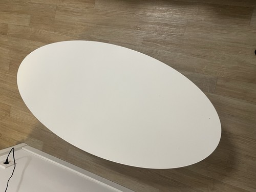 Ovaler couchtisch aus holz - ovaler,