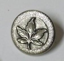 5 schöne Trachtenknöpfe mit