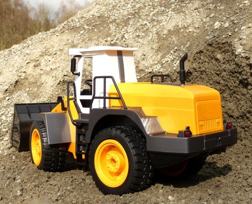 Radlader bagger mit 8 - rc,