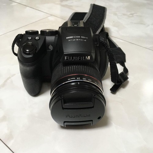 Fuji finepix hs20exr - fuji,