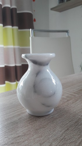 Marmor vase gedrechselt - gedrechselt, ca
