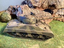 Minitanks Panzer Sherman in Tarnfarbe Kampfpanzer WK II 1:72