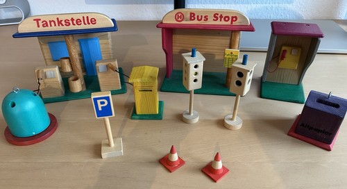 Holzspielzeug tankstelle - holzspielzeug,