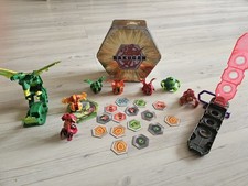 Bakugan Konvolut 7 kleine Bakugane1 großer inkl. BakuCoreEine Blechbüchse