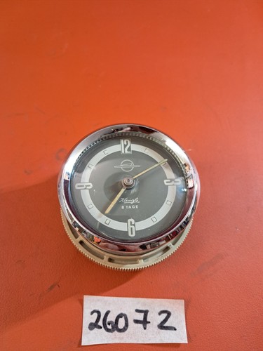Tage uhr oldtimer - uhr,