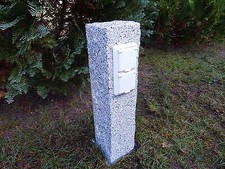 Gartensteckdose Granit Stele