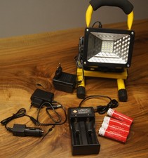 LED Baustrahler Akku Arbeitsleuchte Baustellenleuchte Strahler Handlampe