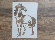Schablonen Pferd stehend