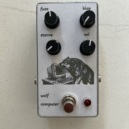 Wolf computer glitch fuzz - computer,