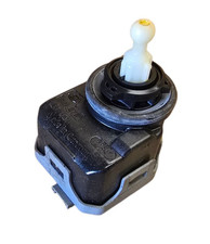 Skoda Fabia 6Y Audi A6 4B Scheinwerfer Leuchtweite Stellmotor LWR 6Y0941295