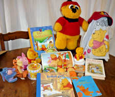 Pu der Bär,Winnie Puuh,Esel Tiger Ferkel Lampe Shirt Mütze 6 Bücher Dosen Bären
