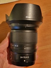 Nikon NIKKOR Z 24-70mm F/4,0 S Objektiv - Schwarz in Originalverpackung