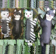 Hänge Katze schwarz gestreift