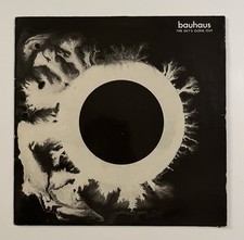 Bauhaus - The Sky's Gone Out -
