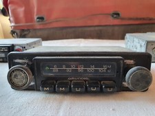 2 x Alte Autoradios 1 x