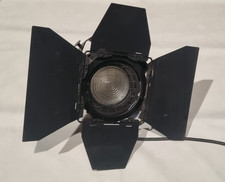 ARRI 650 Stufenlinsen-Scheinwerfer inkl. Flügeltore