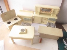 43448 alte Puppenküche 30er Jahre Bufet Anrichte Aufwaschtisch Herd Tisch Stuhl