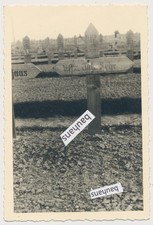 Foto Grab Wehrmacht 12. I.R. 352 Unteroffizier gef. 1942 (742n)