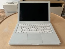  Apple MacBook 13-inch