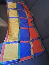 Großes Badetuch in Buntstiftfarben, kaum benutzt, sehr flauschiges Material!