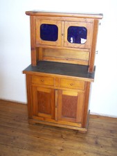 kleiner Küchenschrank / Buffet  Modellschrank