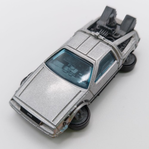Hot wheels delorean dmc - delorean, dmc-12