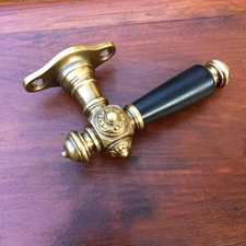 Fenstergriff mit Holzgriff