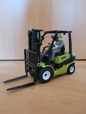 Dicks RC Mercedes-Benz LKW mit