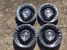 1962 Cadillac Radkappen 4er Set Hub Cap 15 Zoll Set of 4 Wheel Cover 1961 Emblem