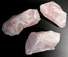 ROSENQUARZ  Rohsteine