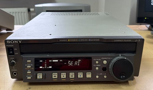Sony betacam player - j3,