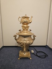 Elektrischer Samowar aus