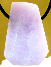 KUNZIT   HIDDENIT   Edelstein