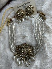 Elegantes Perlen Schmuckset