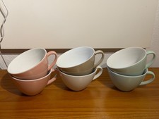 6 Arzberg Profi Tassen Cappuccino  2 x Rosa, 2 x mint, 1 x weiß und 1 x beige
