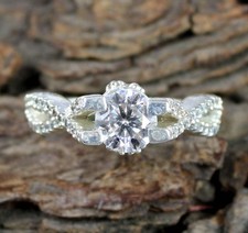 1.13 Karat Rund Schliff Weiß