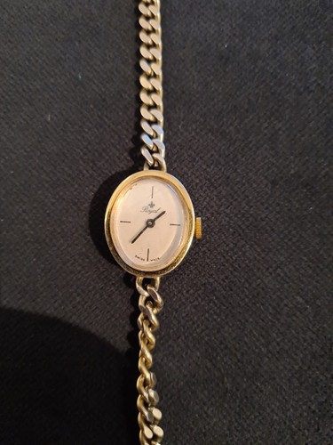 Royal swiss made vintage - royal,