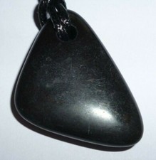 Schicker Edelstein Anhänger Trommelstein flach Onyx Heilstein Nr.6