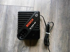 Bosch Ladegerät Al2425DV läd Akku  von 7.2 bis 24Volt