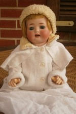 Antike kleine PORZELLANFABRIK MENGERSGEREUTH Charakter Porzellankopf Puppe 23. 4