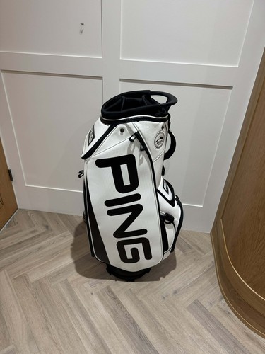Ping tour staff - staff, bag