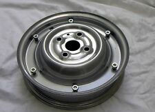 VESPA FELGE  9 zoll silber 4 -