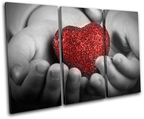 Red heart hands love treble - red,