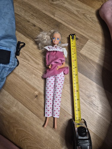 Vintage barbie puppe mit - puppe, rosa
