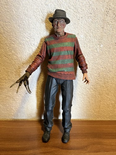 Neca ultimate freddy krueger - neca,