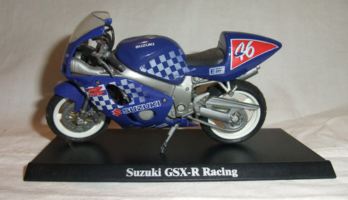 Maisto welly suzuki - m.1, q