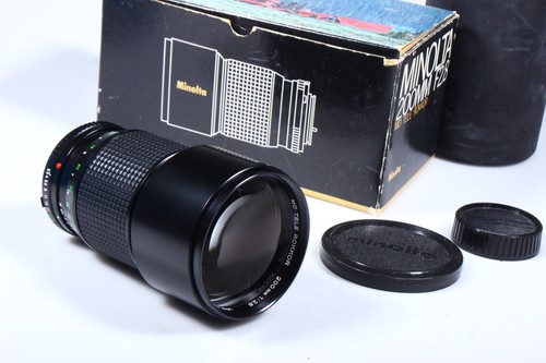Minolta 200mm tele - 200mm,