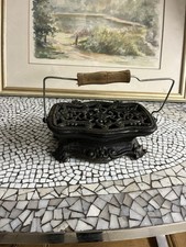 Antiker  schöner Kohlekasten Gusseisen Frankreich 19 Jhd Maße 24 x 15 cm 10 cm H