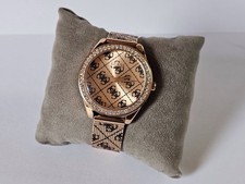 Uhr / Armbanduhr - von Guess - für Damen - rosegold - Quarz - mit Box