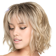 Kurze lockige blonde Ombre